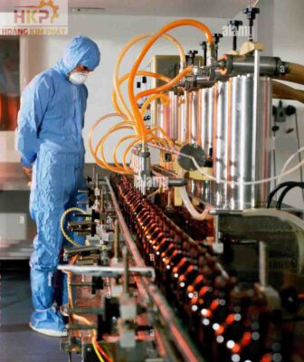 Máy chiết rót chất lỏng.