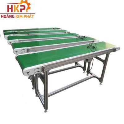 Băng tải ngang PVC.