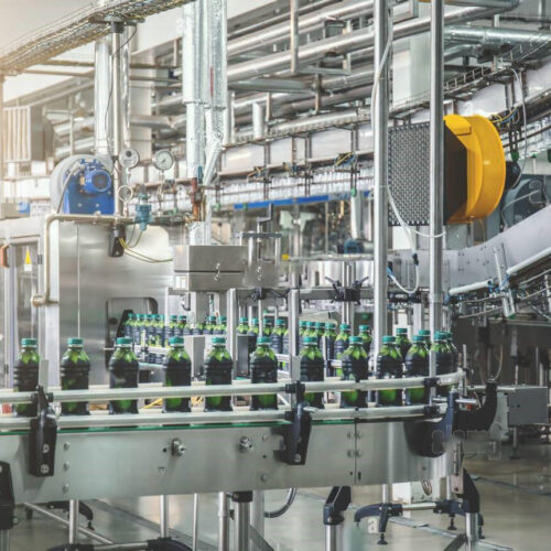 Hình dây chuyền máy phóng nhãn và co màng.