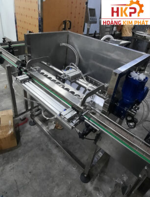 Máy rửa chai lọ.